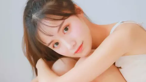 校服发现薄膜